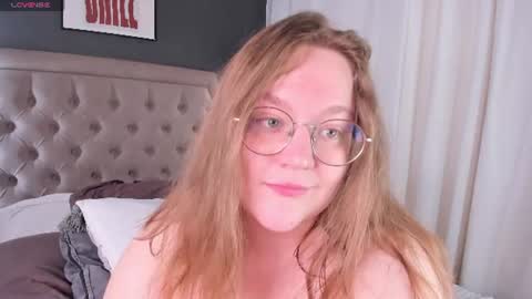 Alissa online show from July 23, 6:21 pm