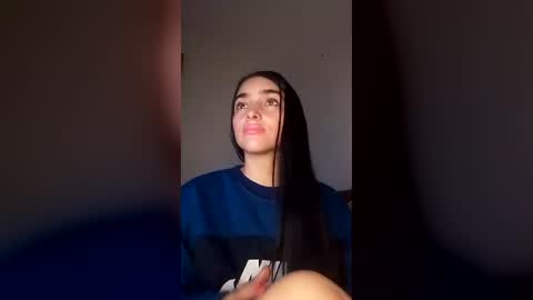 alisson369  online show from August 6, 10:14 am