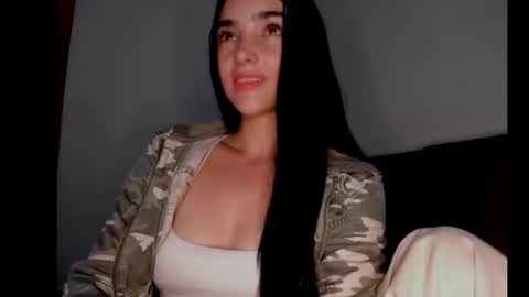 alisson369  online show from August 14, 5:27 pm