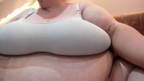 alisson_am online show from August 2, 8:05 pm