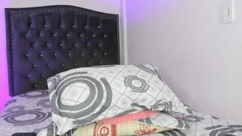Alisson carde online show from August 3, 10:28 pm