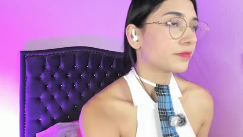 Alisson carde online show from August 5, 10:08 pm