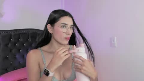 Alisson carde online show from August 14, 7:28 pm