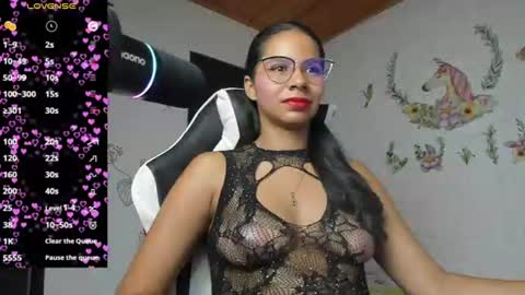 Alisson hoffman05 online show from August 12, 1:19 am