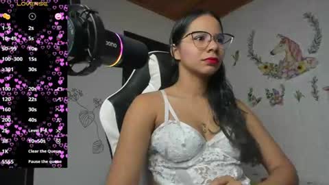 Alisson hoffman05 online show from August 16, 9:19 pm