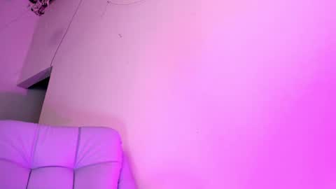 alissonn_doll_ online show from July 31, 10:37 pm