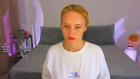 Alissa online show from August 4, 11:24 pm
