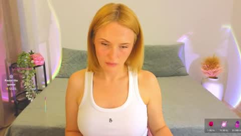 Alissa online show from August 5, 10:41 pm