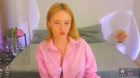 Alissa online show from August 6, 9:47 pm