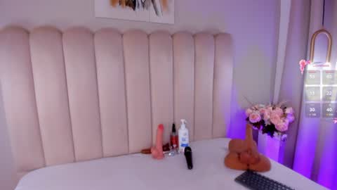 ALYSSIA online show from August 1, 2:28 am