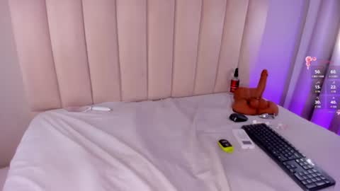 ALYSSIA online show from August 12, 6:27 am