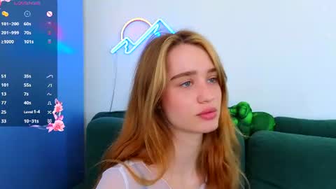 Alivia    online show from August 1, 9:15 am