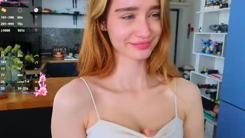 Alivia    online show from August 4, 10:34 am