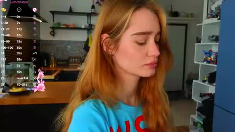 Alivia    online show from August 16, 9:13 am