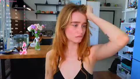 Alivia    online show from August 22, 10:10 am
