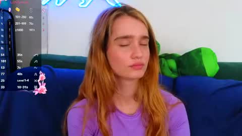 Alivia    online show from August 22, 12:22 pm