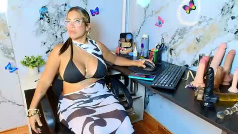 Alix online show from August 1, 9:37 am