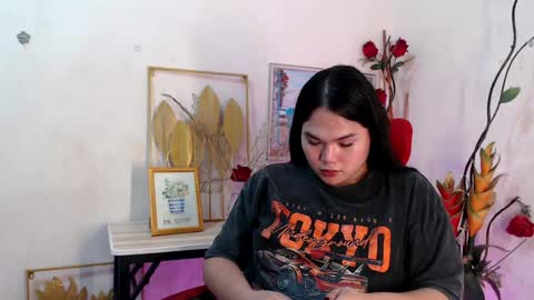 A CUTE GIRL NAME ALIYAH online show from July 31, 6:19 am