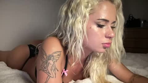 Allana online show from July 28, 1:22 am