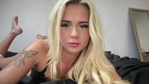 Allana online show from August 17, 4:23 pm