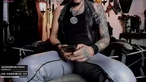   online show from July 24, 7:39 pm