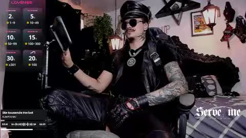   online show from August 5, 7:01 pm