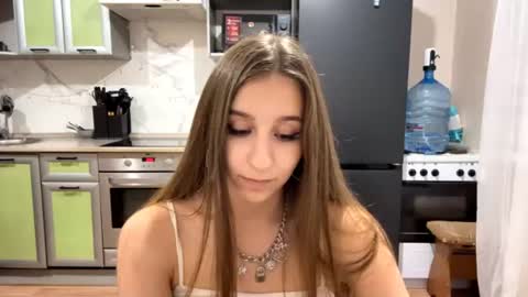 Bella online show from August 12, 6:54 pm