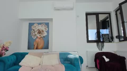 Allena online show from August 14, 3:32 am