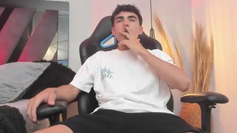  ALEX  online show from July 12, 4:41 am