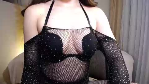Allie  online show from September 3, 11:41 pm