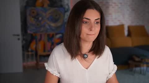 Allie online show from August 3, 9:49 am