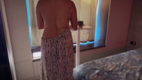 Allie online show from August 11, 2:52 pm