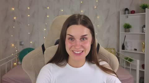 Alison online show from August 10, 1:07 am