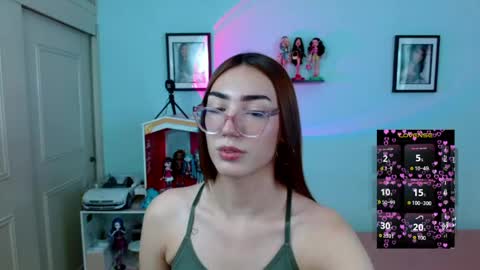   online show from May 17, 7:37 pm