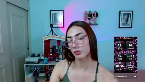   online show from May 17, 8:43 pm