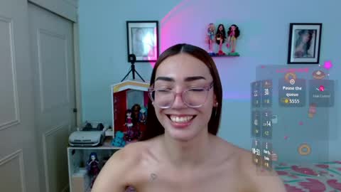   online show from May 21, 7:37 pm