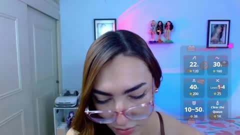   online show from May 26, 9:38 pm
