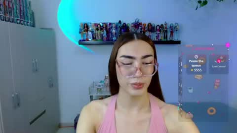   online show from July 5, 8:01 pm