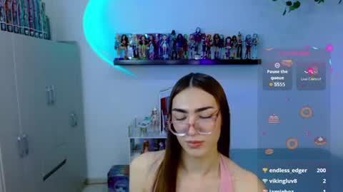   online show from July 5, 10:35 pm