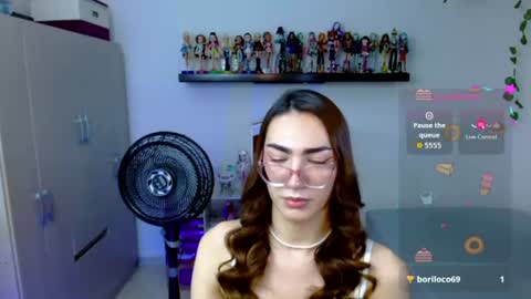   online show from August 6, 9:14 pm