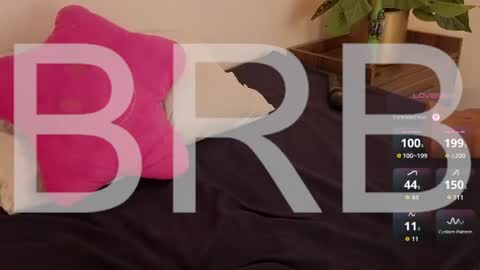 allisonroberts_ online show from August 4, 11:13 pm