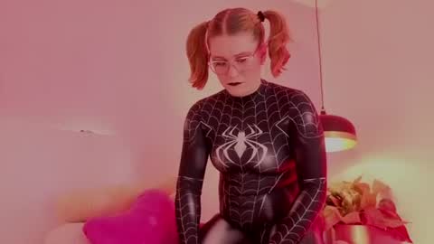 allisonroberts_ online show from August 8, 7:58 pm