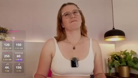 allisonroberts_ online show from August 10, 8:21 pm