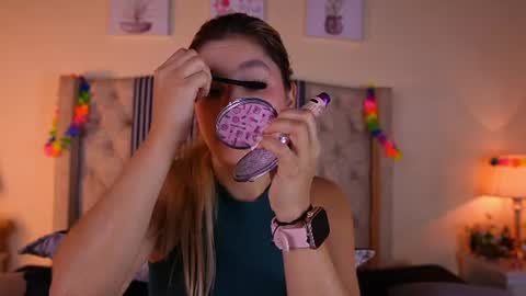 allisson online show from August 5, 12:03 pm