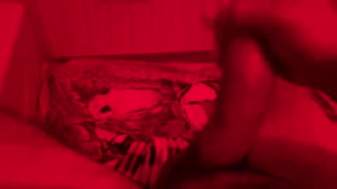 alllove2005 online show from August 10, 4:03 am