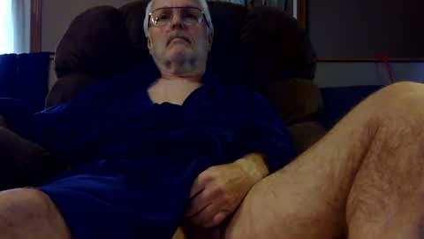 allo00 online show from June 18, 6:19 pm