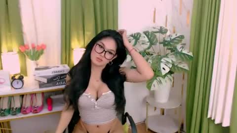 Brianna online show from August 15, 6:06 am