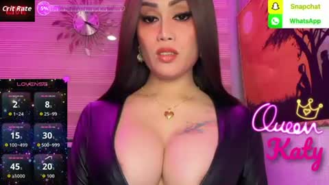 Queen Majesty Katy online show from August 4, 5:32 pm