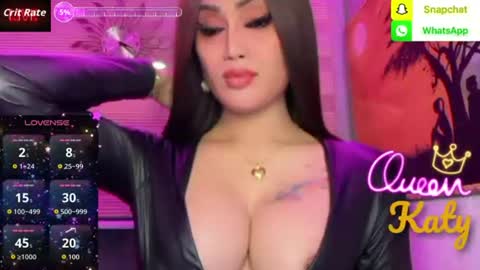 Queen Majesty Katy online show from August 6, 6:51 pm