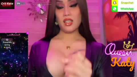 Queen Majesty Katy online show from August 9, 3:18 am